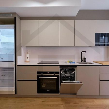 Cervantes - Apartamento A Estrenar Con Parking Хихон Екстериор снимка