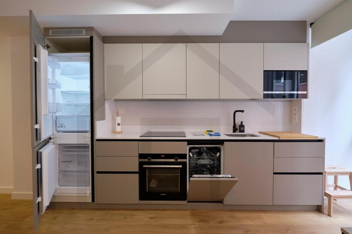 Cervantes - Apartamento A Estrenar Con Parking Хихон Екстериор снимка